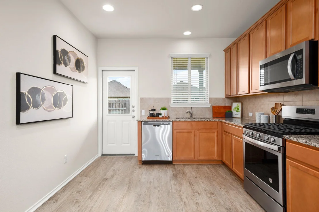 Photo of 380 Bonnet BLVD