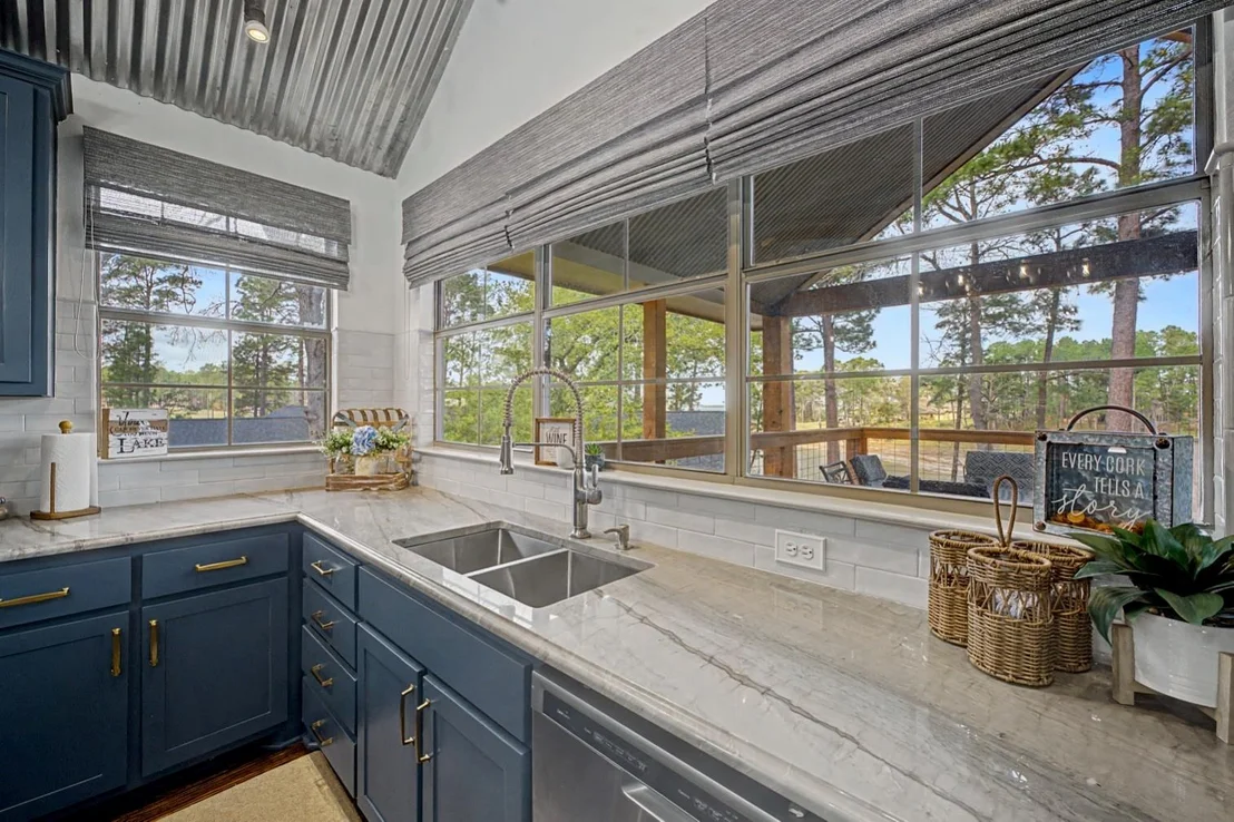 Photo of 243 Riverbirch