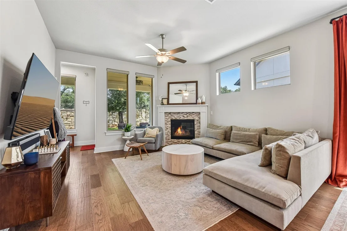 Photo of 240 Diamondback DR