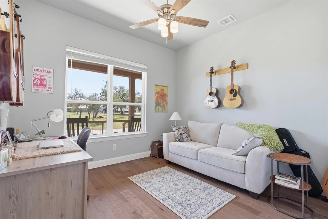Photo of 219 Skyline RD