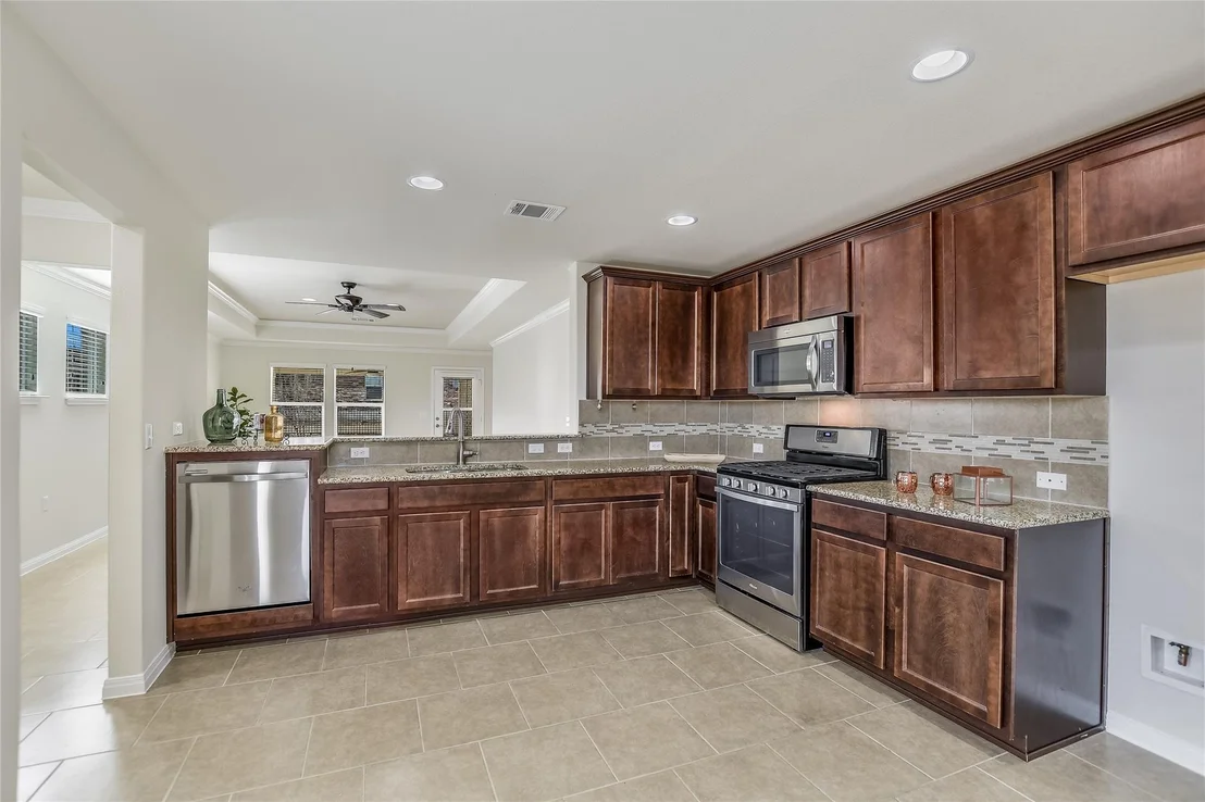 Photo of 803 Hamilton LN