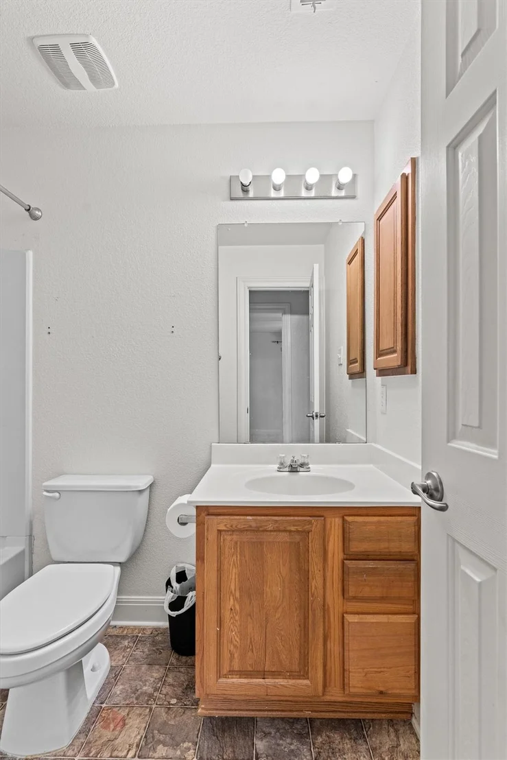 Photo of 804 Yosemite TRL
