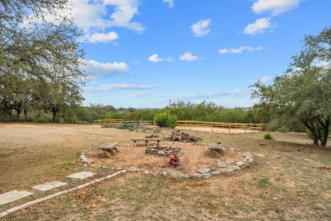 Photo of 401 Ranchview RD