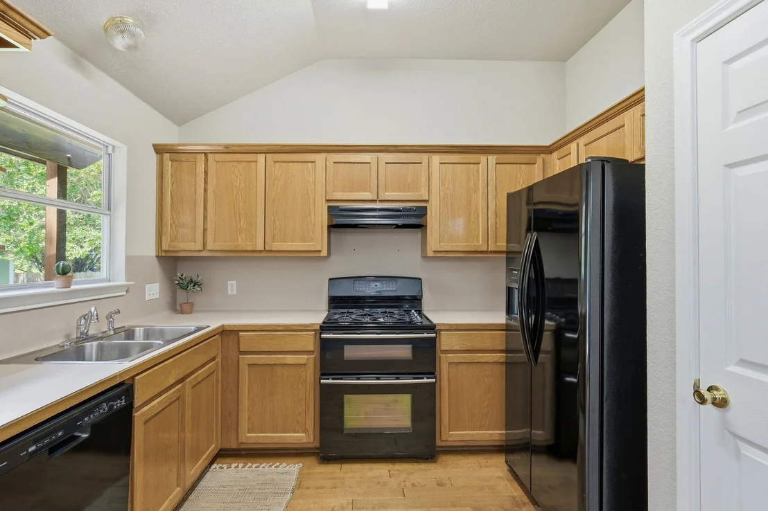 Photo of 3405 Crystal CIR