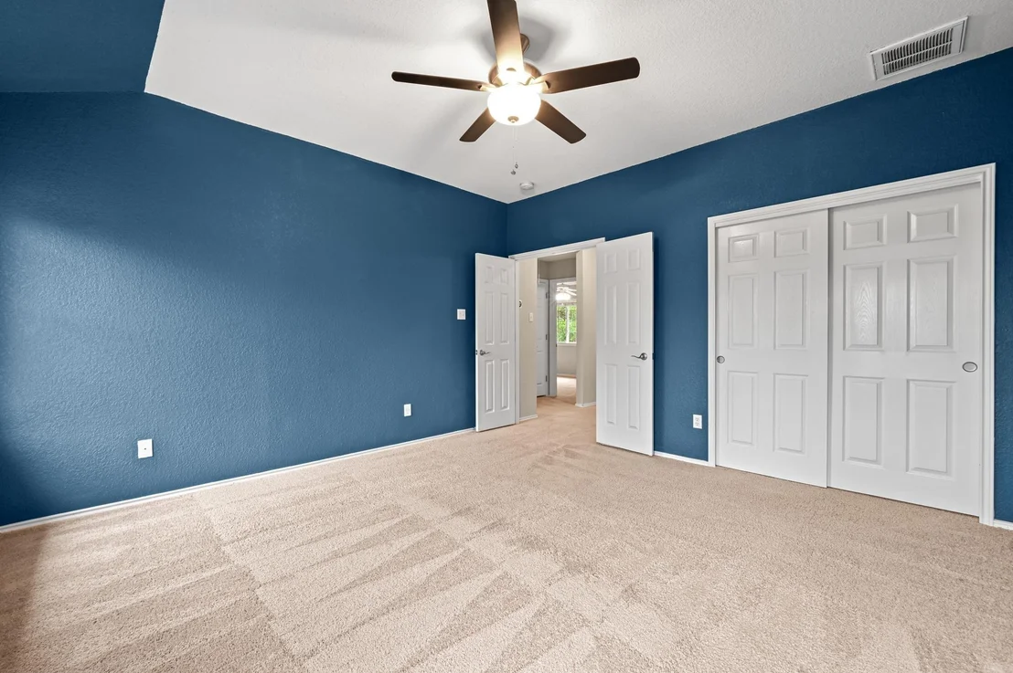 Photo of 10701 Beard Ave