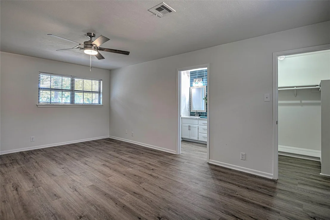 Photo of 3110 Hemlock BLVD