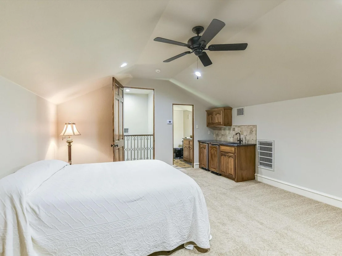 Photo of 6000 Lantern View DR