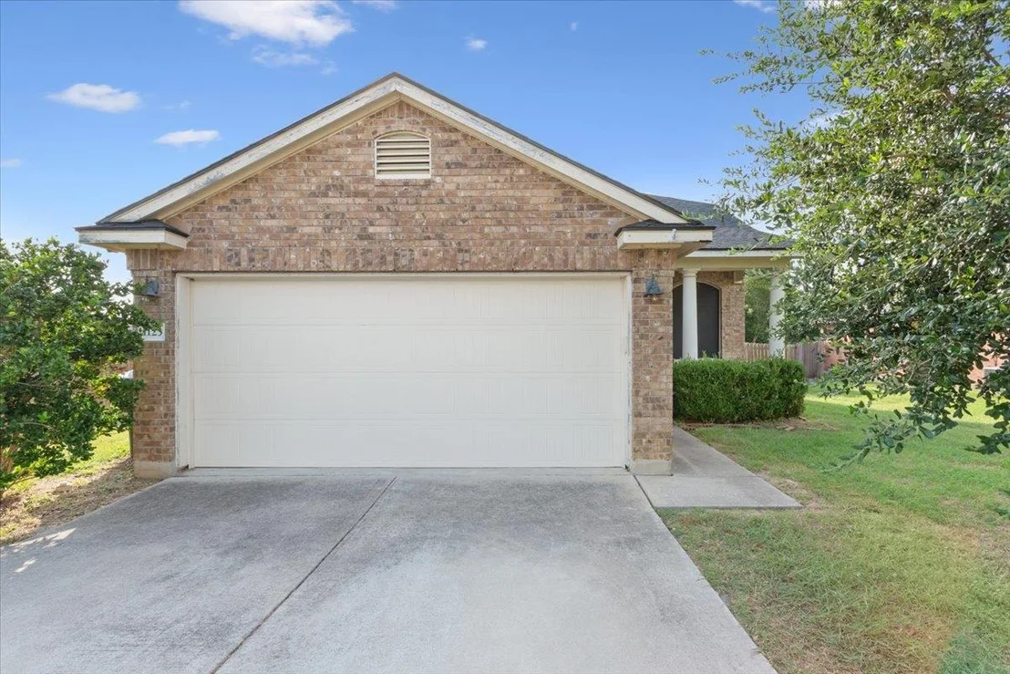Photo of 1123 Starlight DR