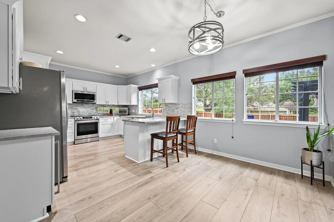 Photo of 7901 Henry Kinney ROW