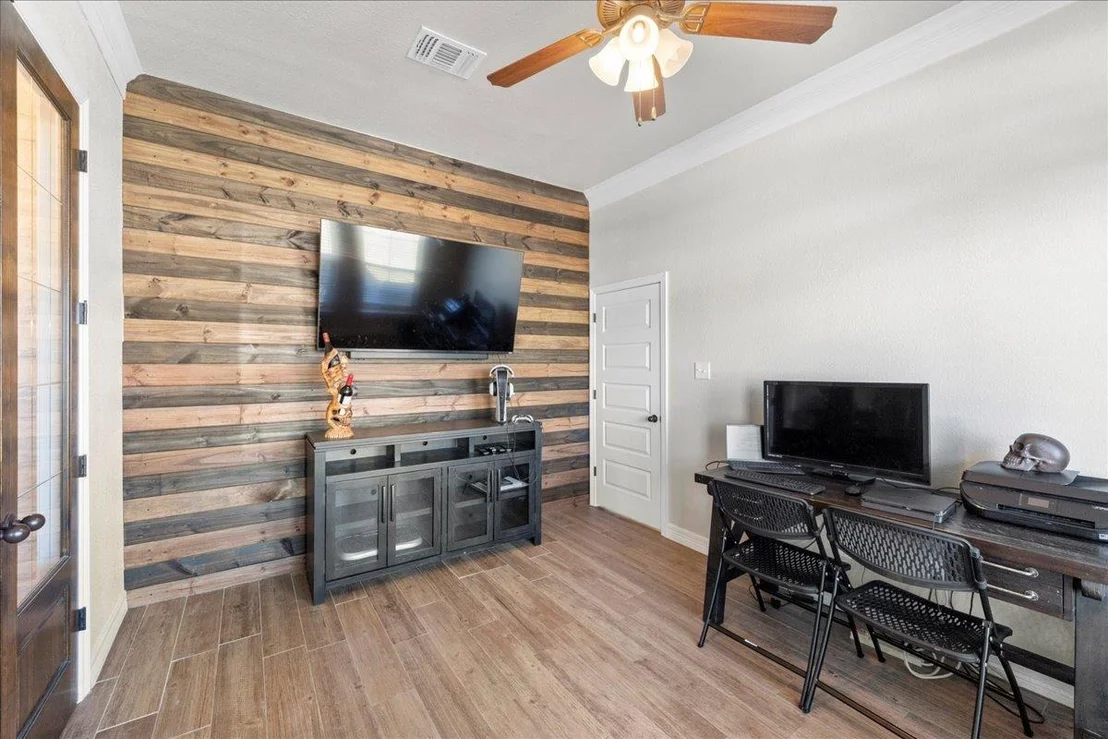 Photo of 3810 Green Tree LOOP