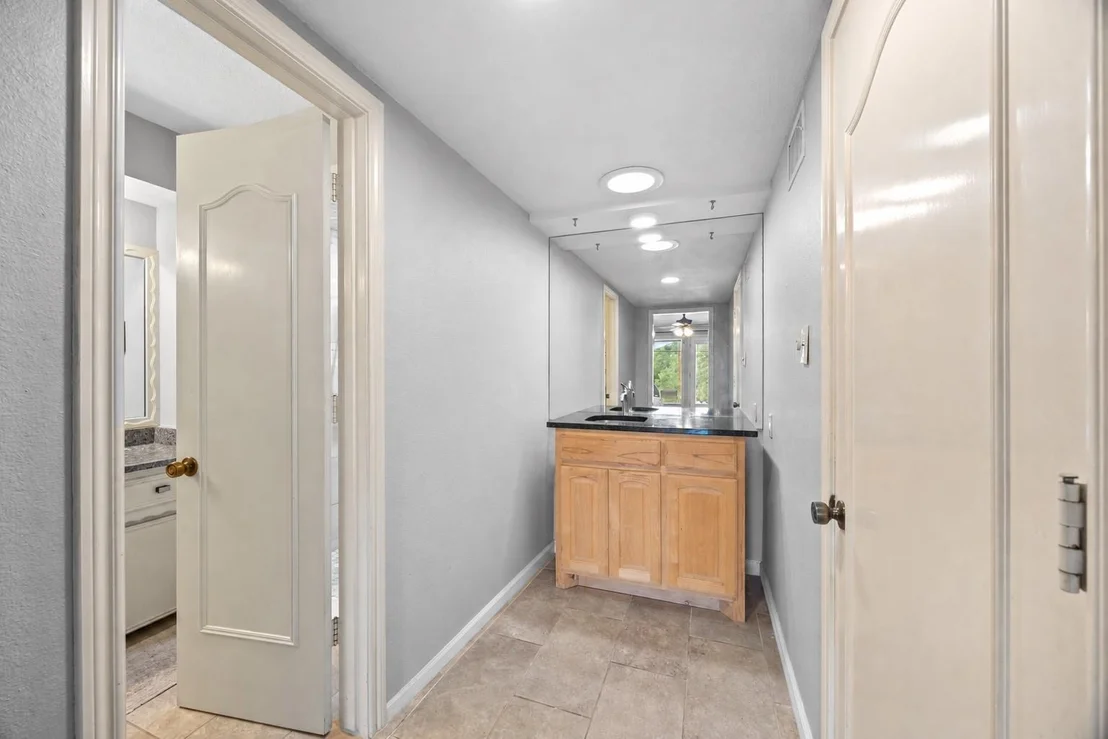 Photo of 13207 Mansfield DR