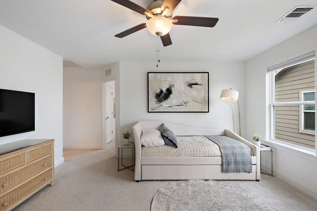 Photo of 17316 Hattie TRCE