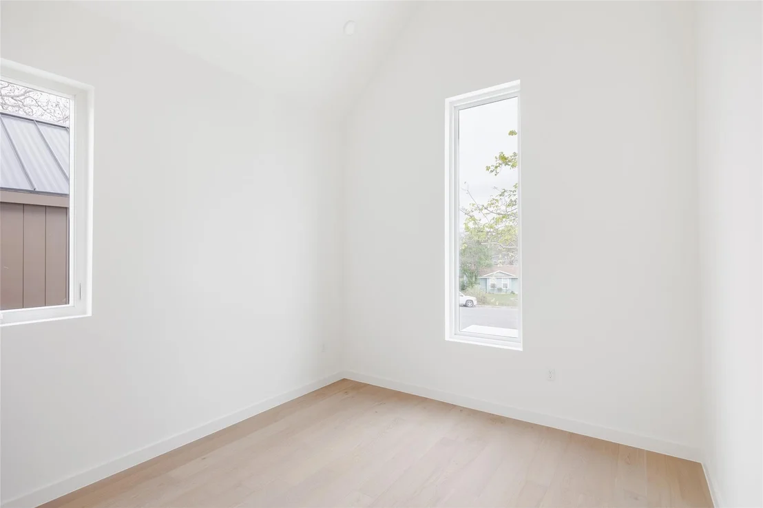 Photo of Unit 1 at 3209 Dolphin DR