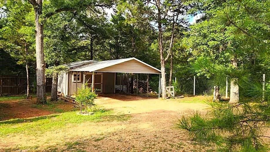Photo of 184 Arrowhead DR