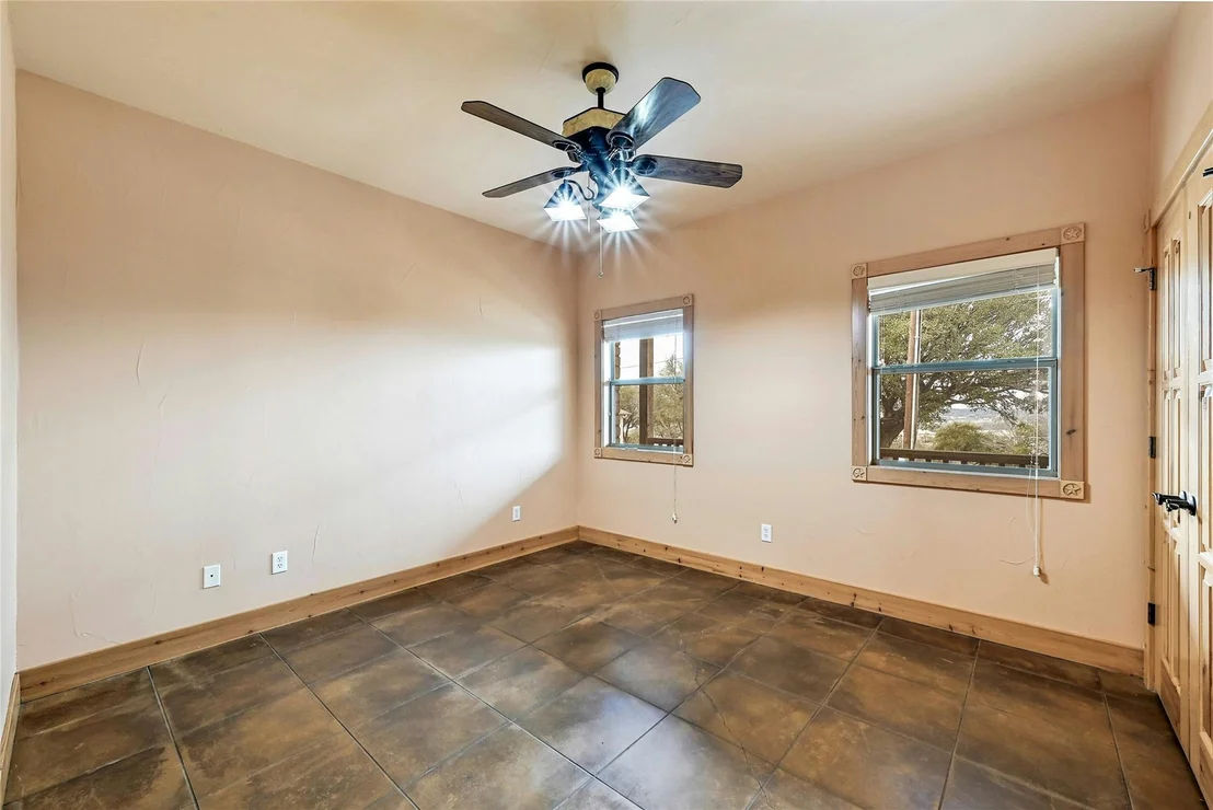 Photo of 211 Summit Ridge RD