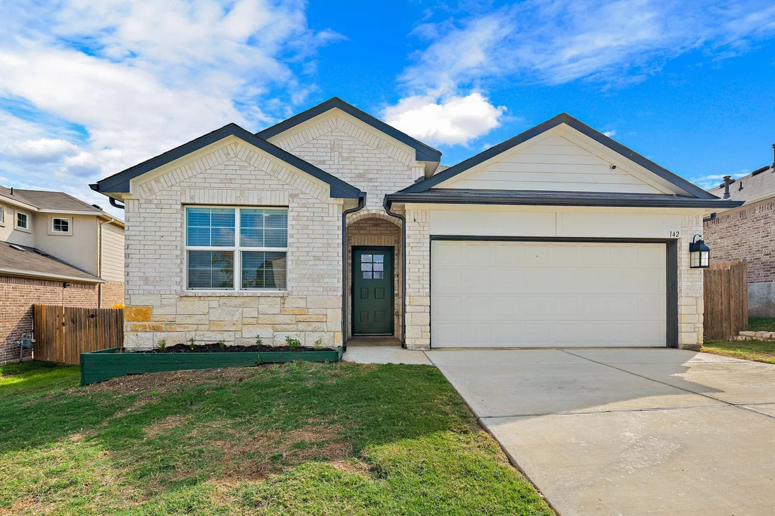 Photo of 142 Solitude DR