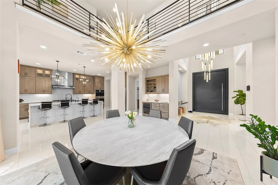 Photo of 2112 Sereno CV