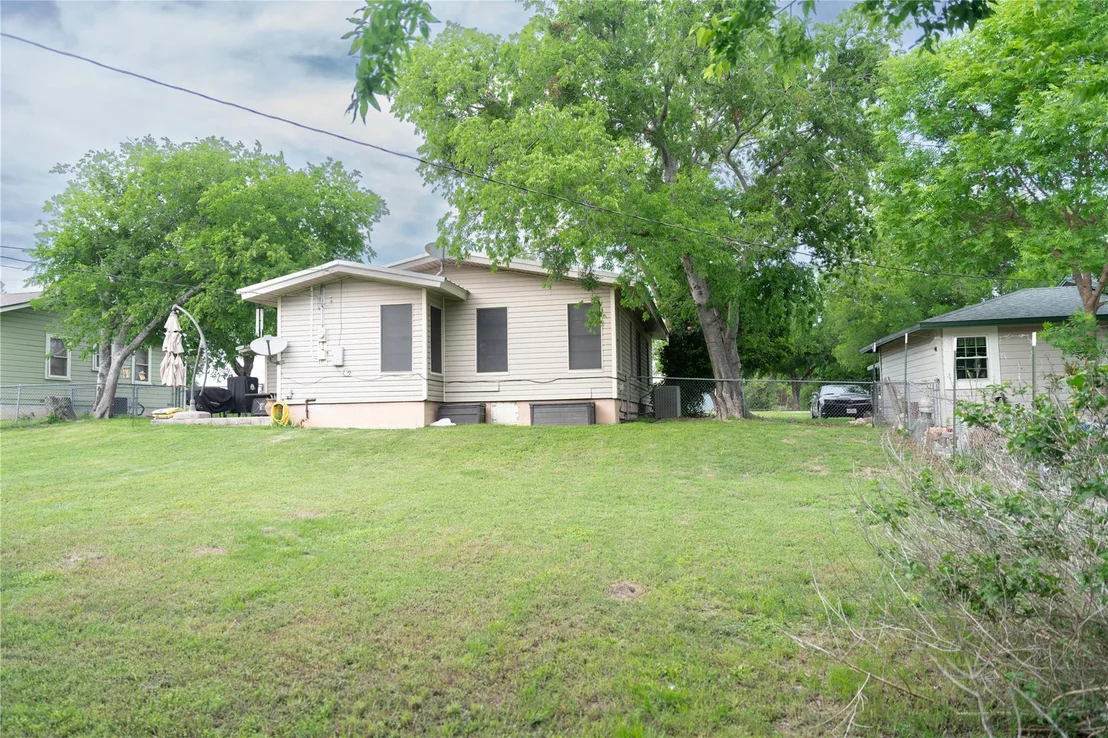 Photo of 1120 Nix RD