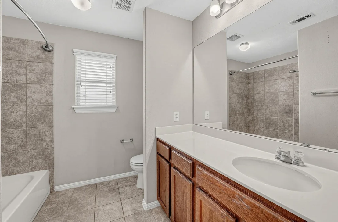 Photo of 266 Twisted Oaks LN