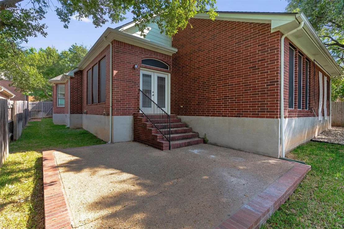 Photo of 7334 W Magic Mountain LN