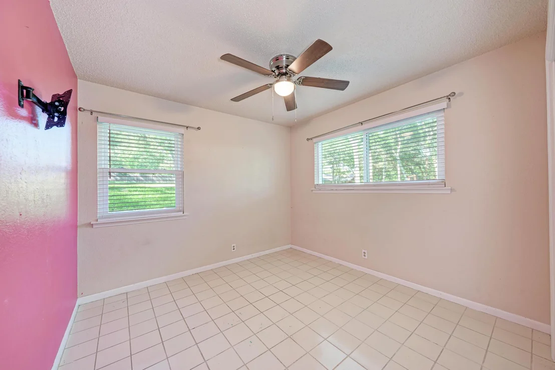 Photo of 2505 Linwood RD
