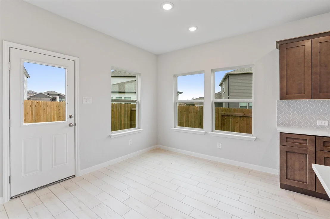 Photo of 300 Stellar Wind DR