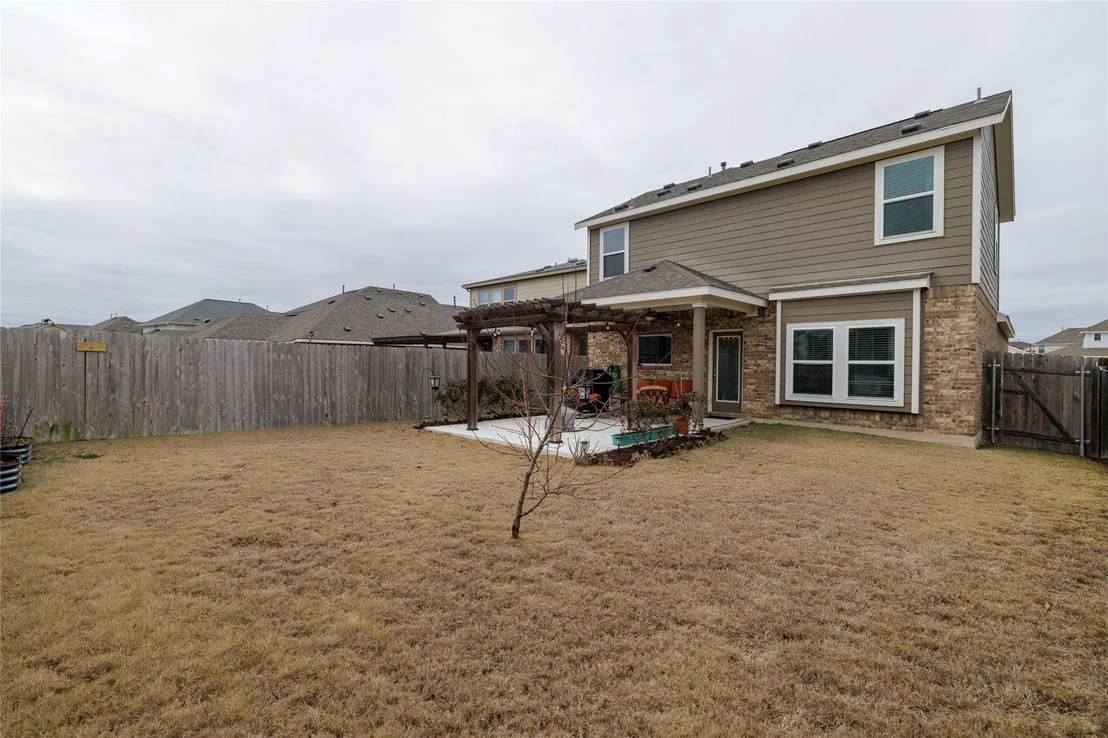 Photo of 17005 Alturas Ave