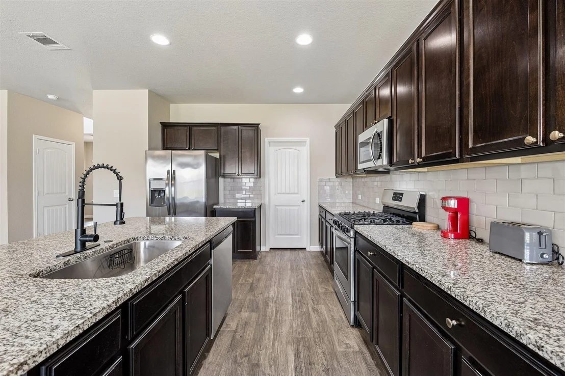 Photo of 104 Blue Sage DR