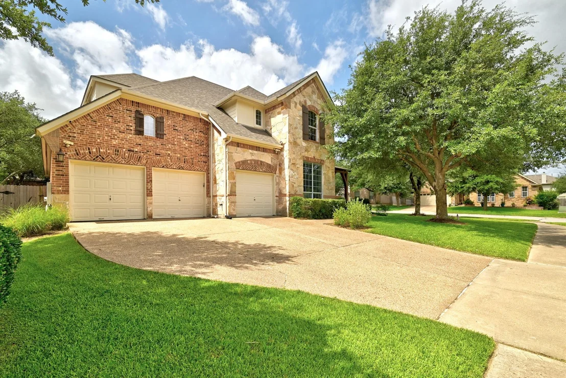 Photo of 1385 Pine Forest CIR