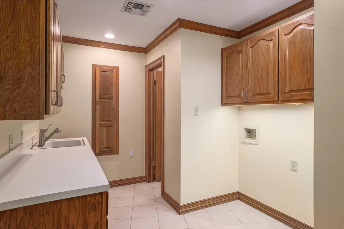 Photo of 5700 Greenledge CV