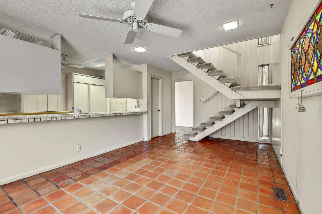 Photo of 203 Ridgewood RD