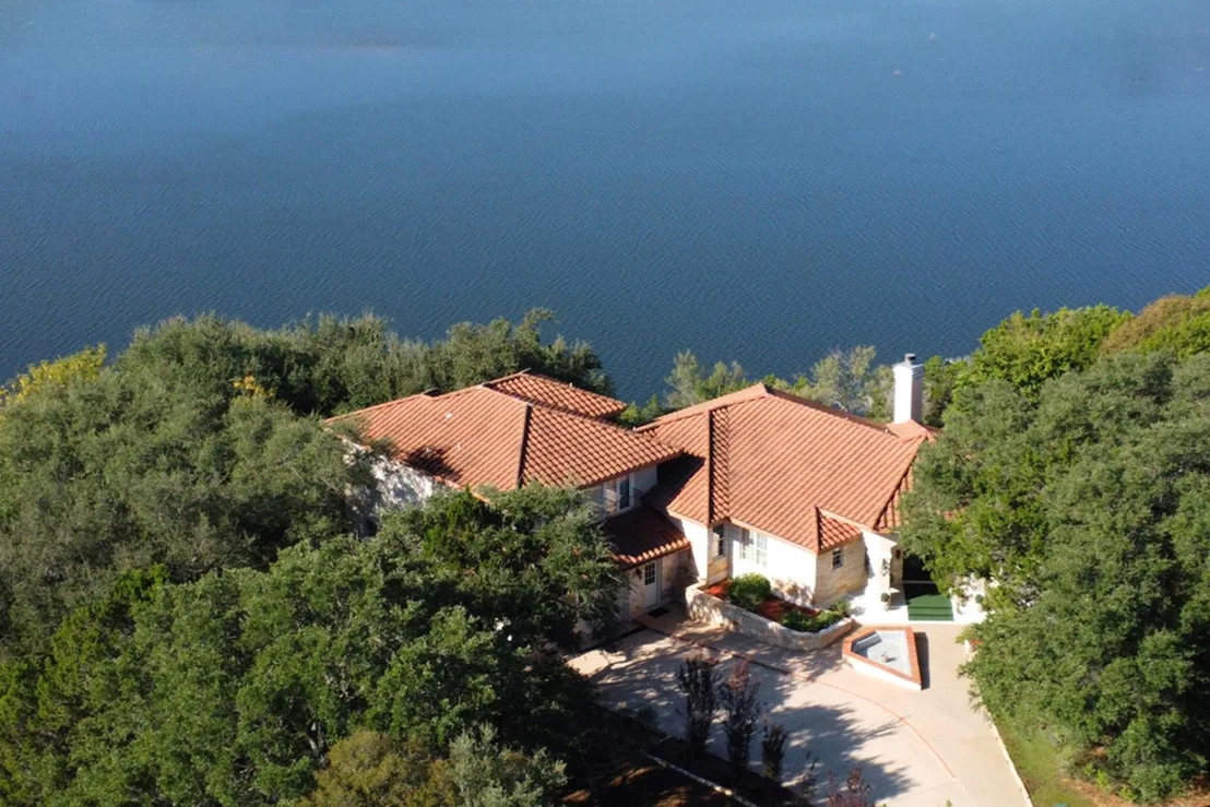 Photo of 25400 River RD