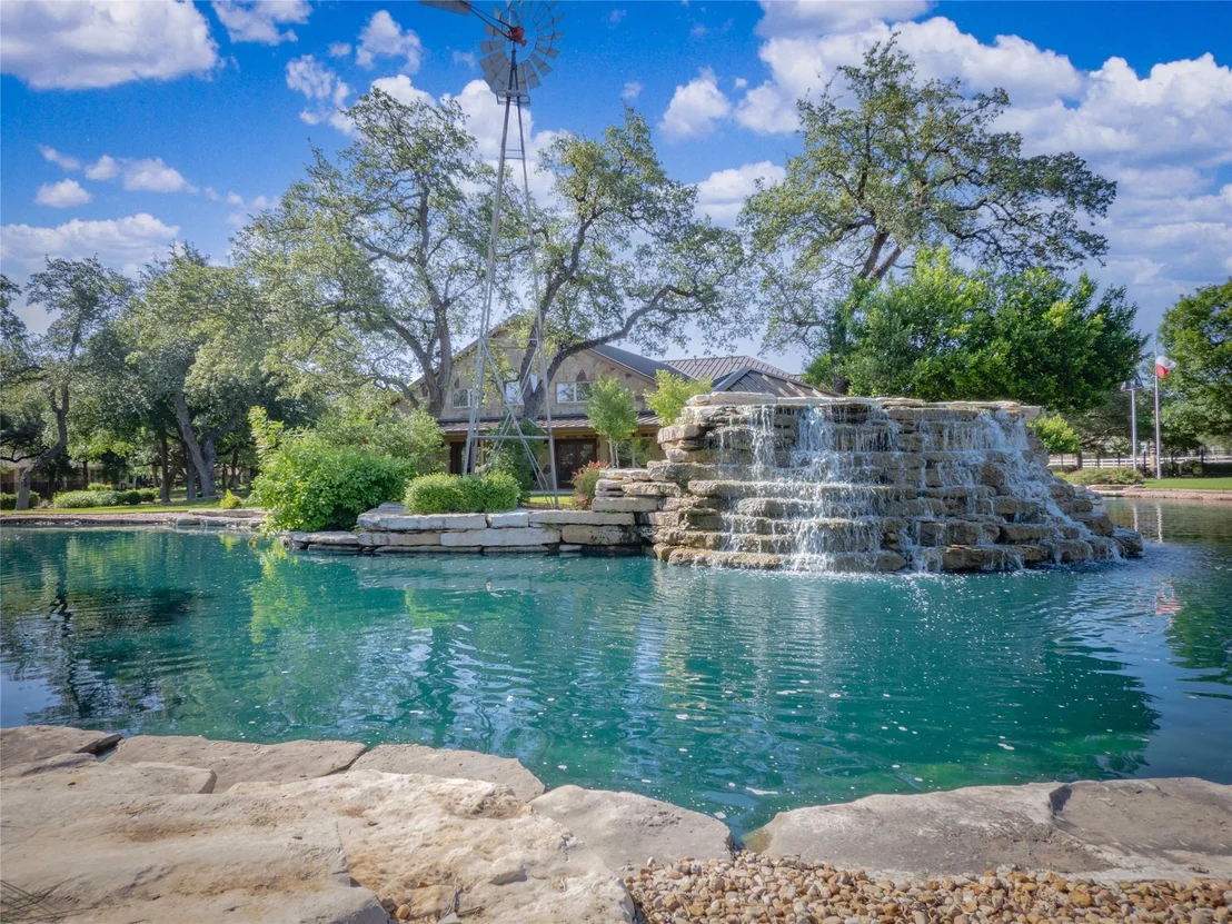 Photo of 810 River Walk TRL