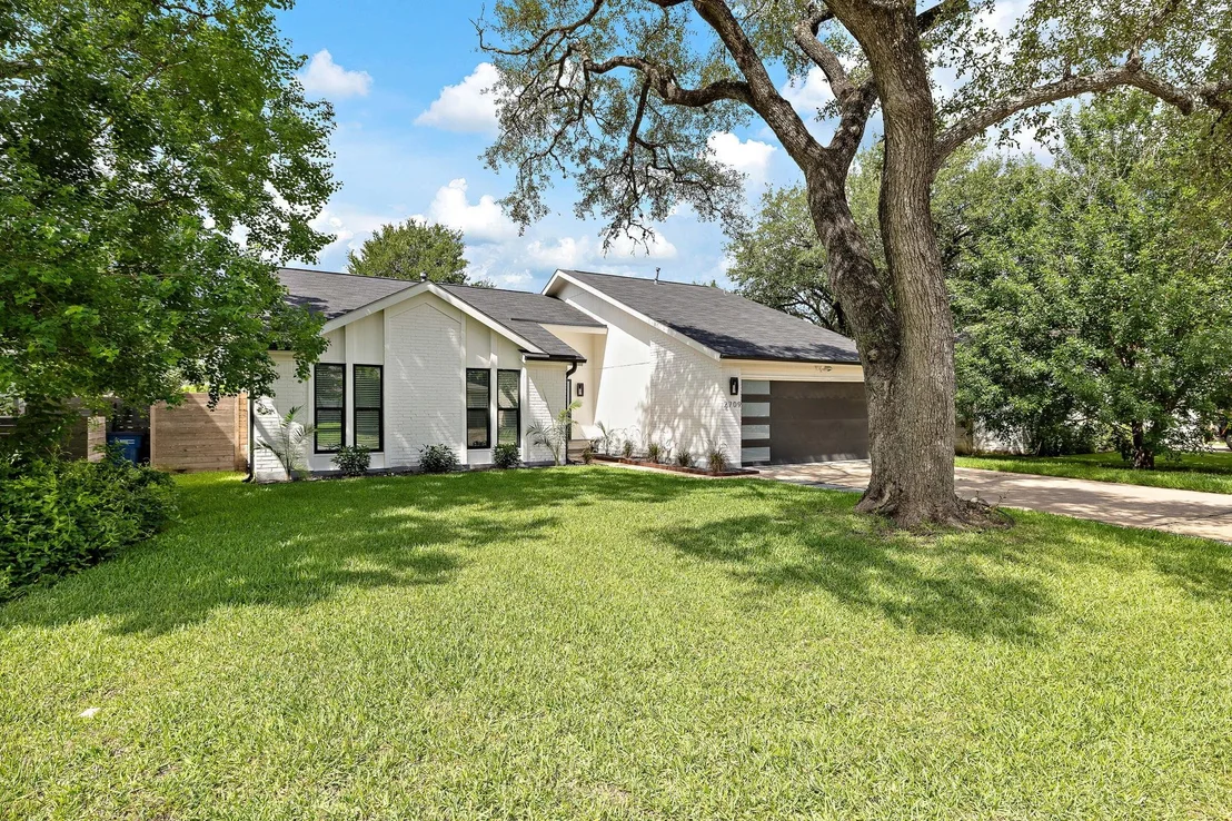 Photo of 2709 Jorwoods DR
