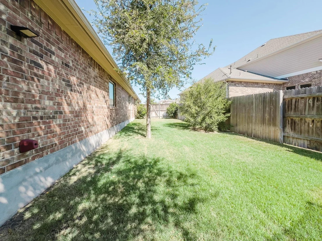 Photo of 349 Arapaho DR