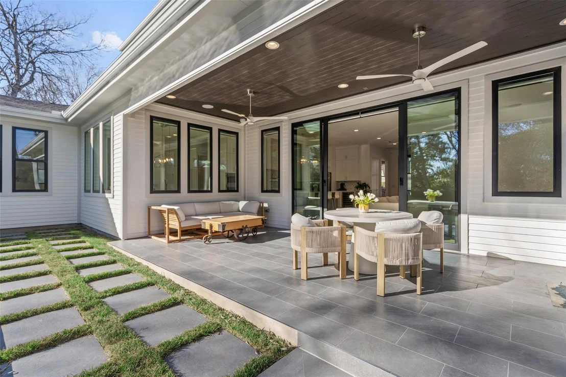 Photo of 1101 Emerald Forest CV