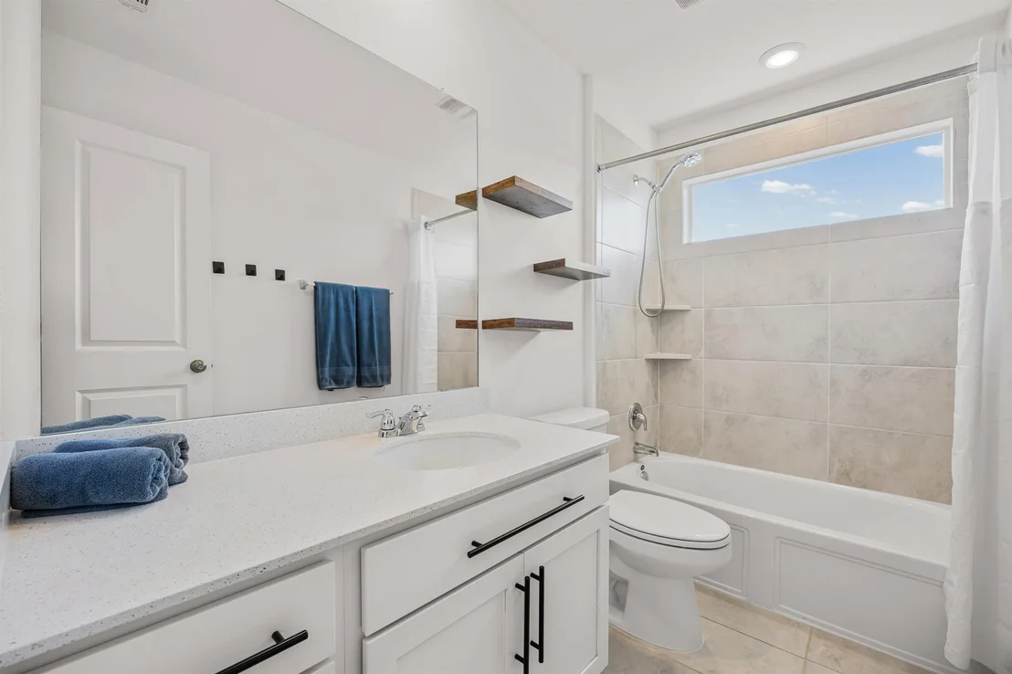 Photo of 432 Wolf Springs RD