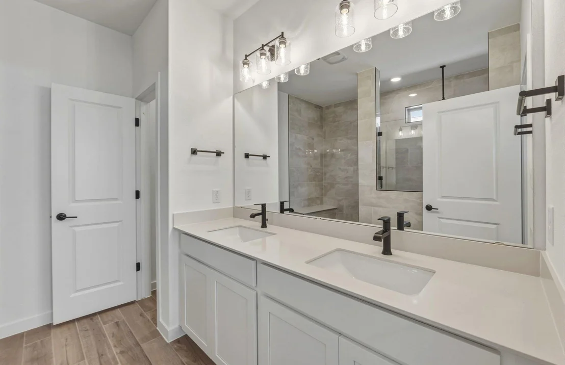 Photo of 1832 Spring Mountain CV