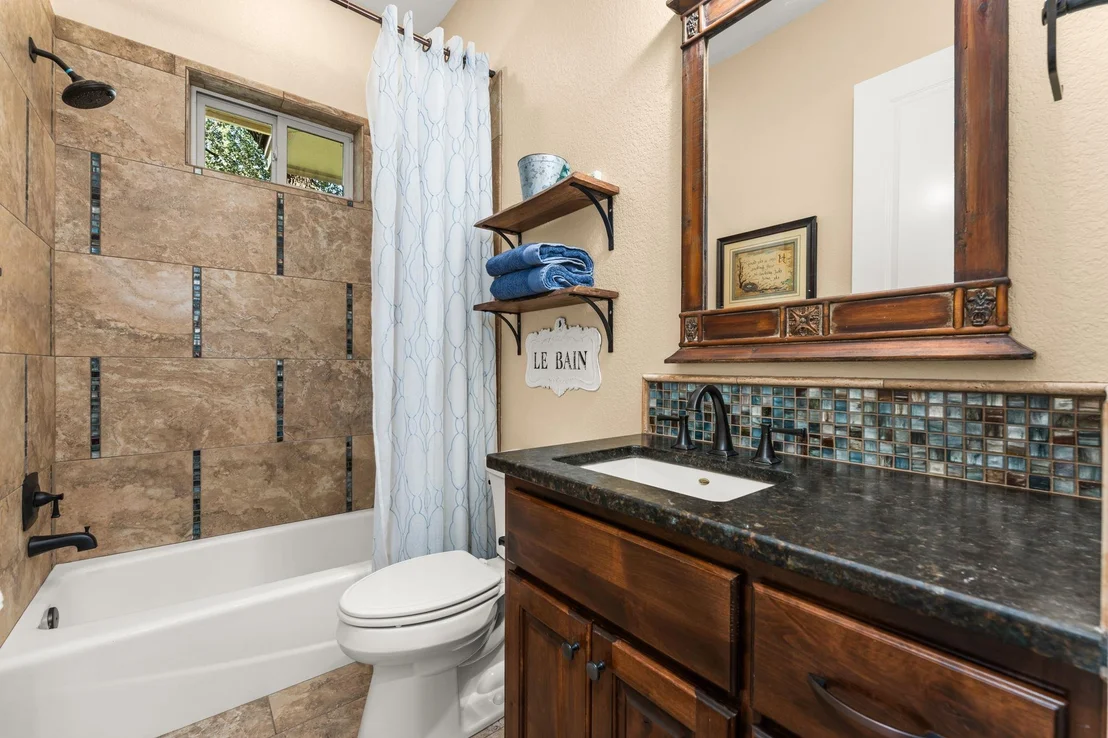 Photo of 1010 Vista Ridge DR