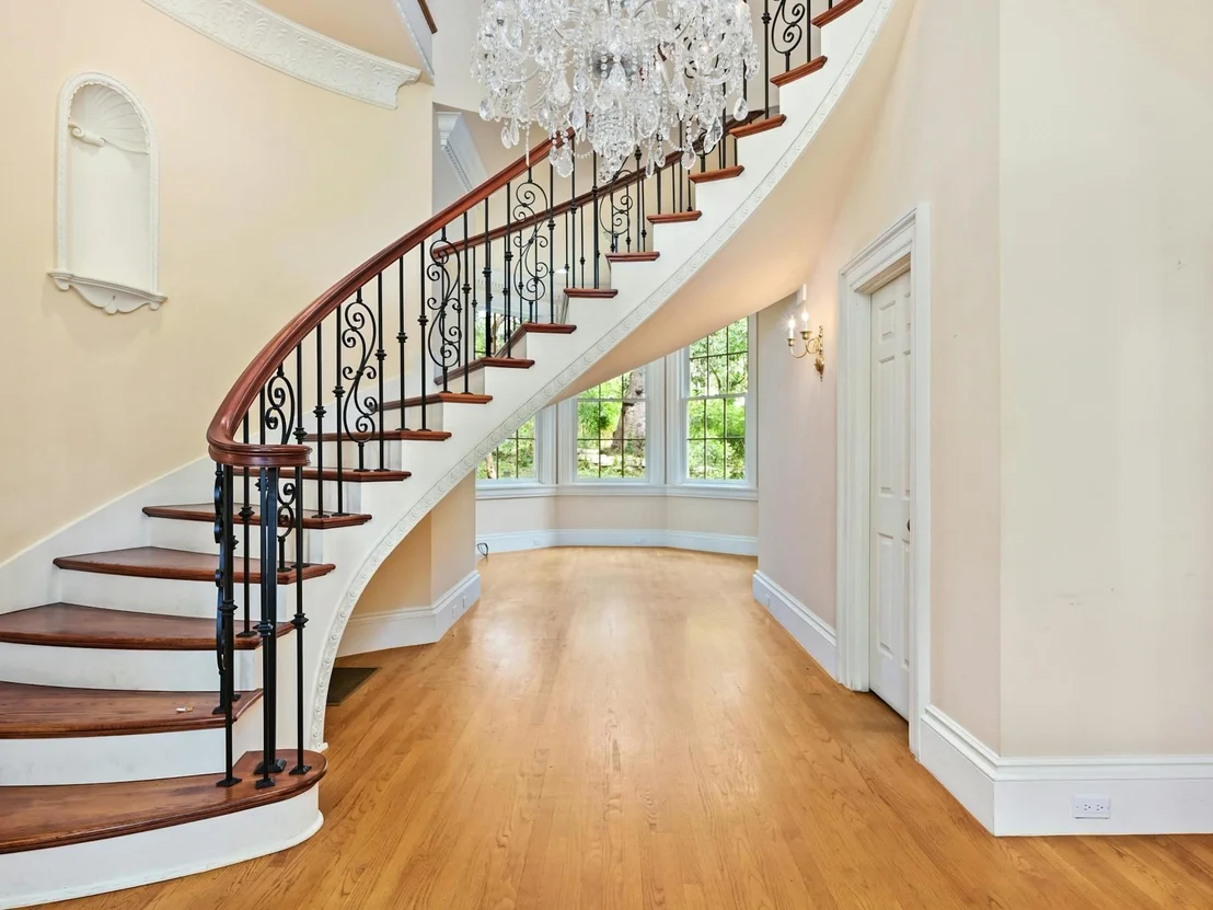 Photo of 3501 Hampton RD
