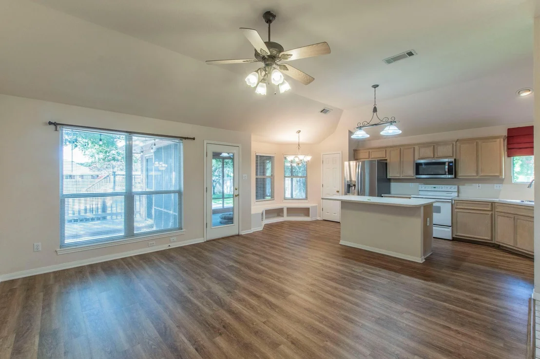 Photo of 104 Jesse James DR