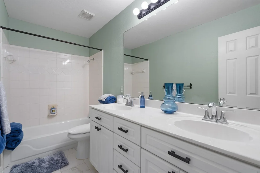 Photo of 1603 Michael Robert WAY