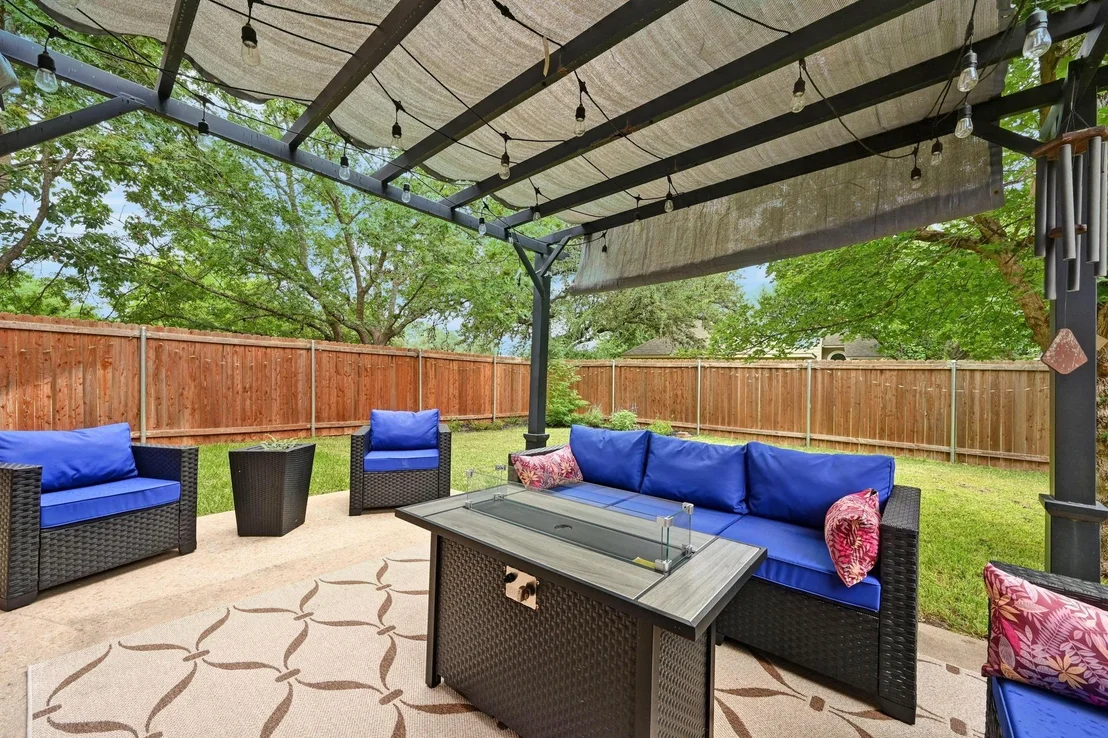 Photo of 7901 Henry Kinney ROW