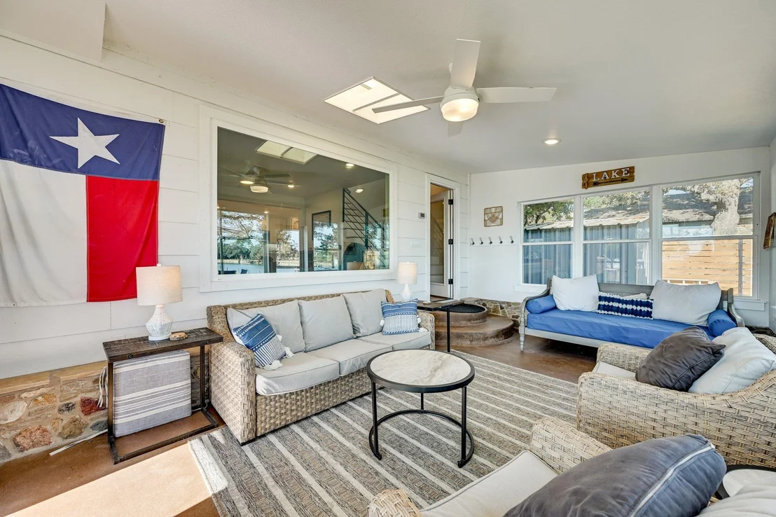 Photo of 1644 Breezeway