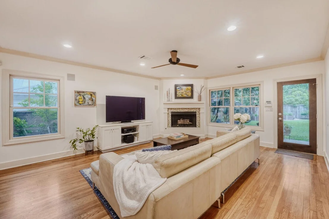 Photo of 2101 Elton LN