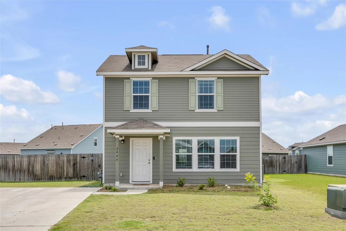 Photo of 2406 Windrow LN
