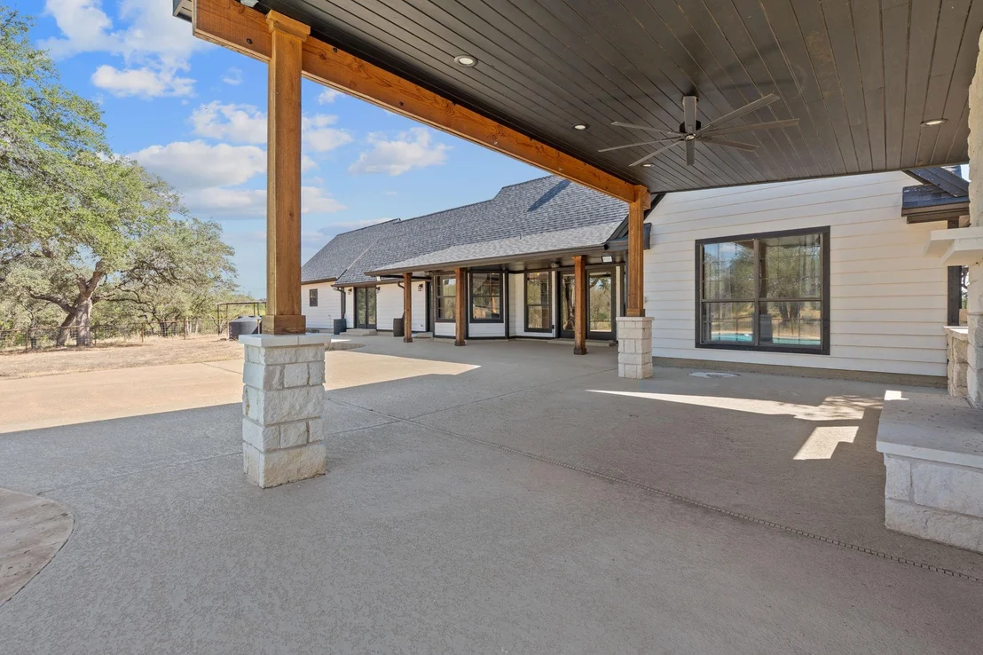 Photo of 404 County Road 421