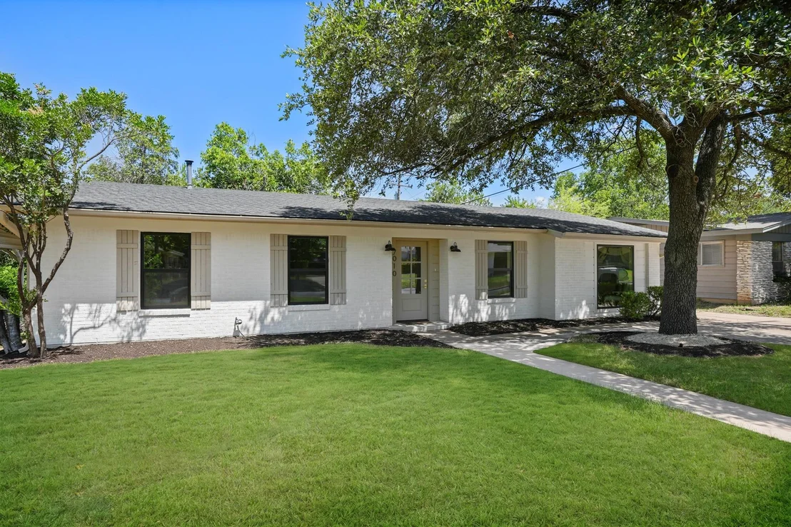 Photo of 7010 Miranda DR