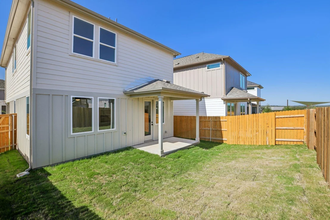 Photo of 133 Maverick Ave