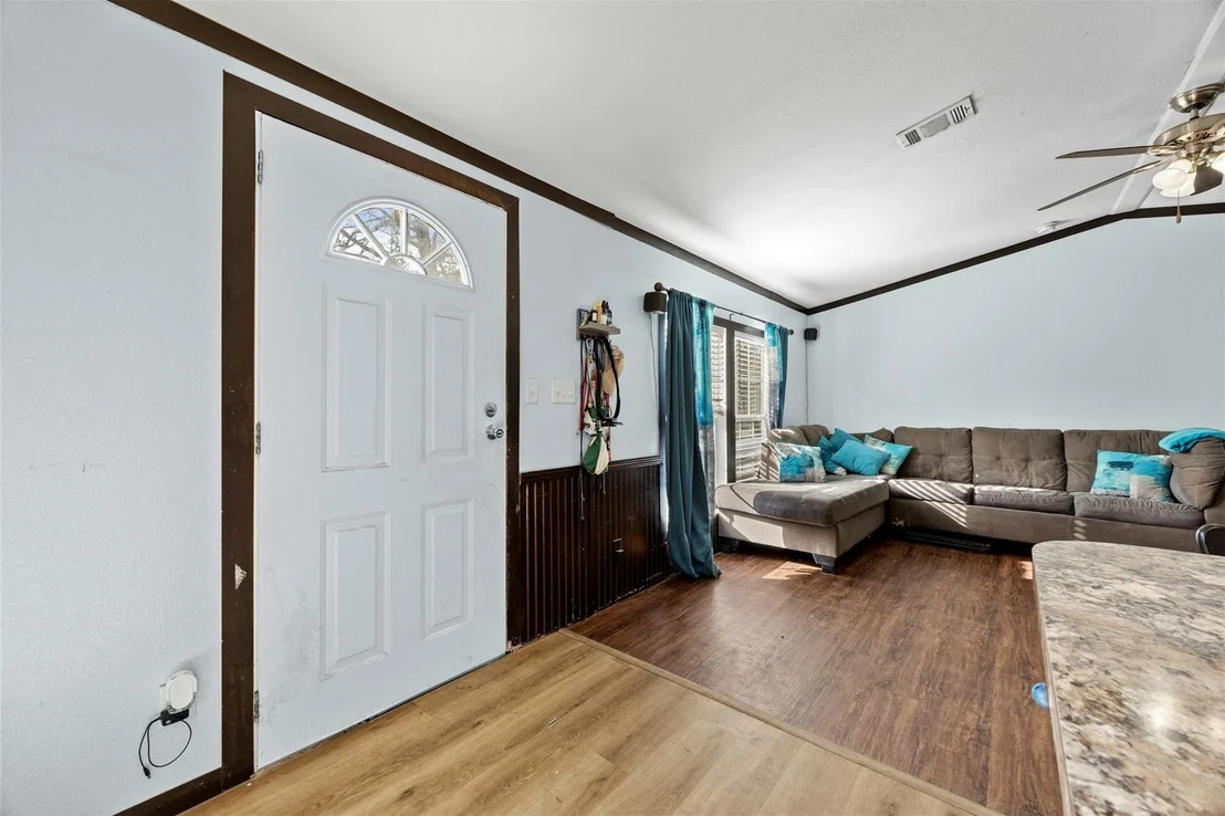 Photo of 888 Pine Valley LOOP
